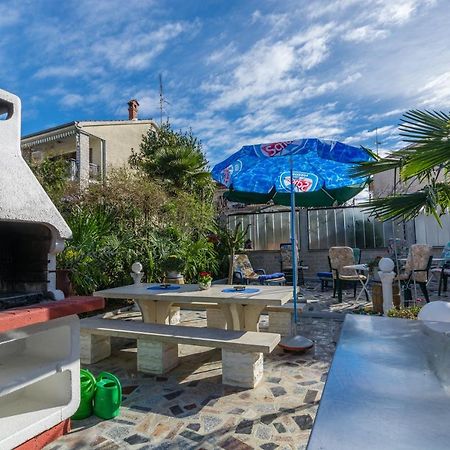 Apartments Villa-Passat بوريتش المظهر الخارجي الصورة