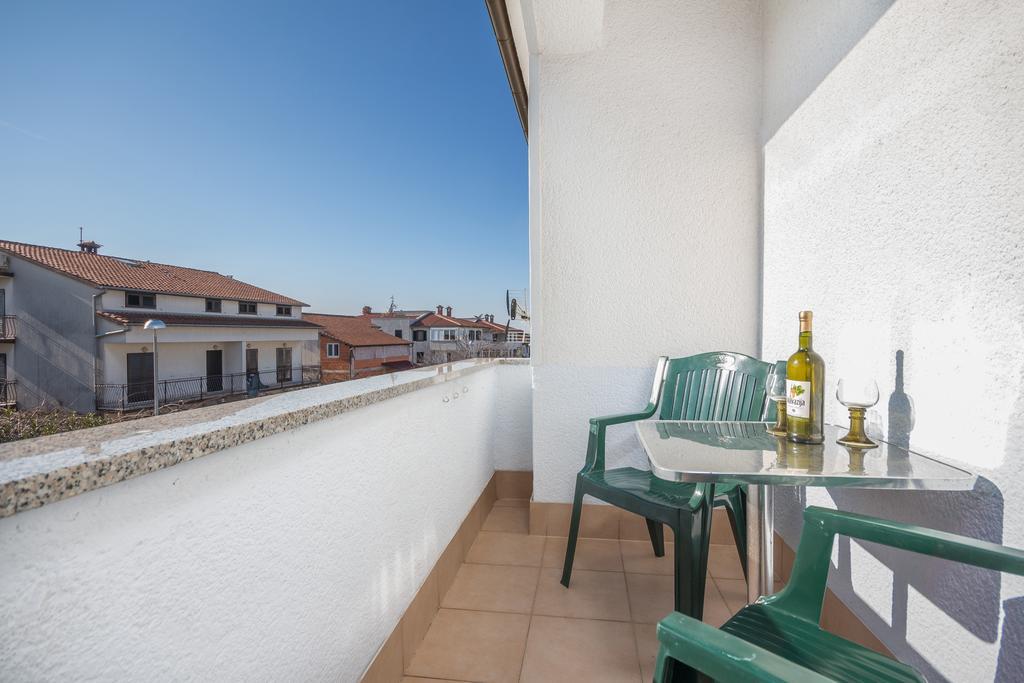 Apartments Villa-Passat بوريتش المظهر الخارجي الصورة