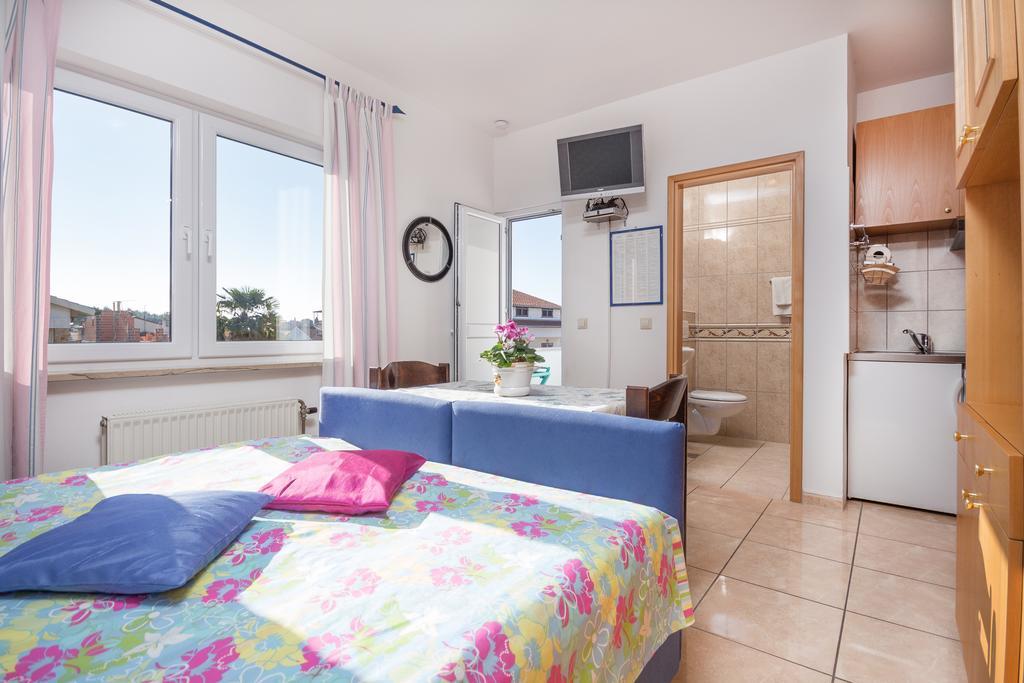 Apartments Villa-Passat بوريتش المظهر الخارجي الصورة