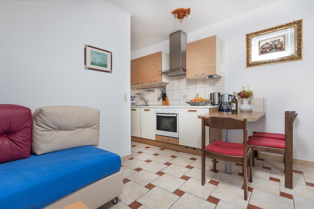 Apartments Villa-Passat بوريتش المظهر الخارجي الصورة