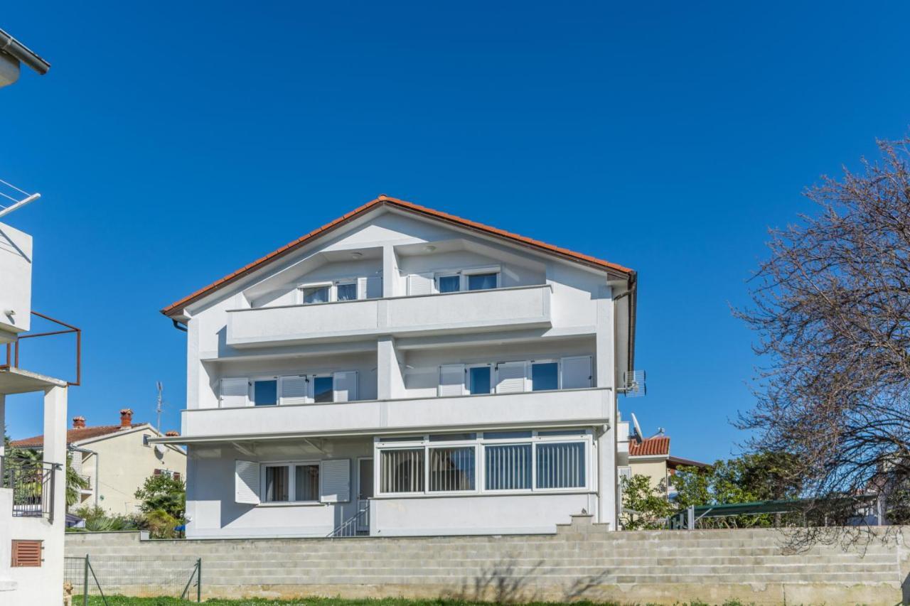 Apartments Villa-Passat بوريتش المظهر الخارجي الصورة